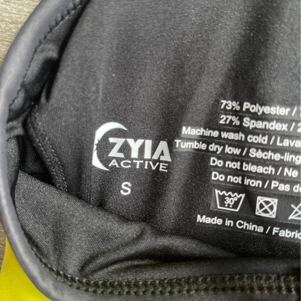 ZYIA LNT sports bra - Picture 3 of 4